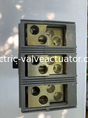Καλή τιμή. ΔΙΑΚΌΠΤΗΣ 1200 AMP 3 ΠΟΛΩΝΌΣ 600 VAC WESTINGHOUSE HNC31200F σε απευθείας σύνδεση