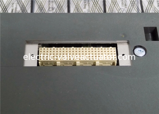 Καλή τιμή. Siemens Simatic EXM 438-1 6DD1607-0CA1 I/O Extension Module σε απευθείας σύνδεση