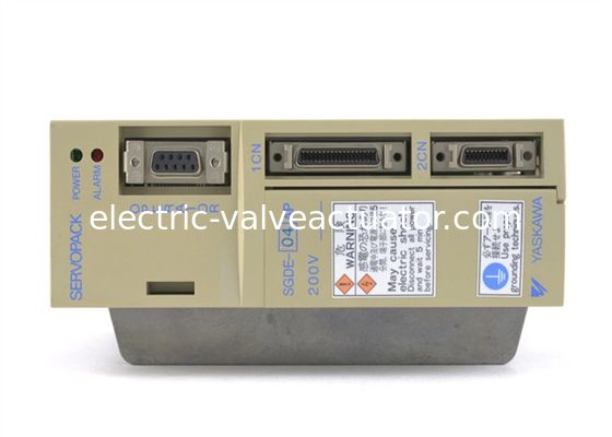 Καλή τιμή. Yaskawa AC Servo Amplifier 400W SGDE-04AP ISERVO DRIVE 200-230VAC 50/60HZ 6A σε απευθείας σύνδεση